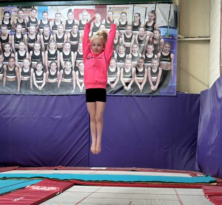 Trampolining-Gymnastics-class-(5yrs-–-7yrs)